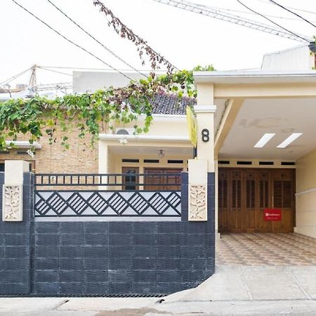 RedDoorz Syariah near Grand Kota Bintang Hotel Bekasi Bagian luar foto
